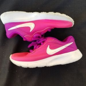 Girls Nike Tanjun Fade Shoes
